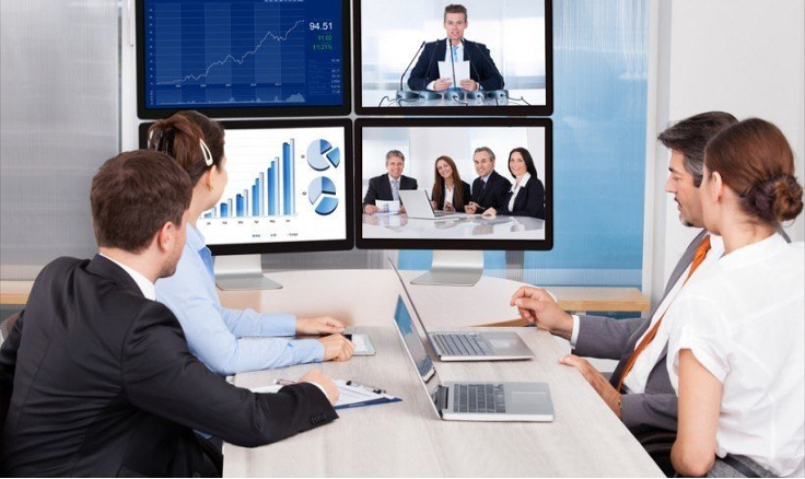 What is Synchronous Training?If we talk about the term “Synchronicity,” it means to do something simultaneously. In the context of learning, the meaning is identical. This type of learning refers to a session or event when a group of people sits together to learn something at the same time. The interaction that takes place with other people is real.